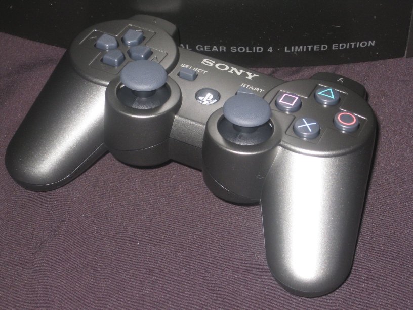Metal Gear Solid 4 Guns Of The Patriots Hagane DualShock