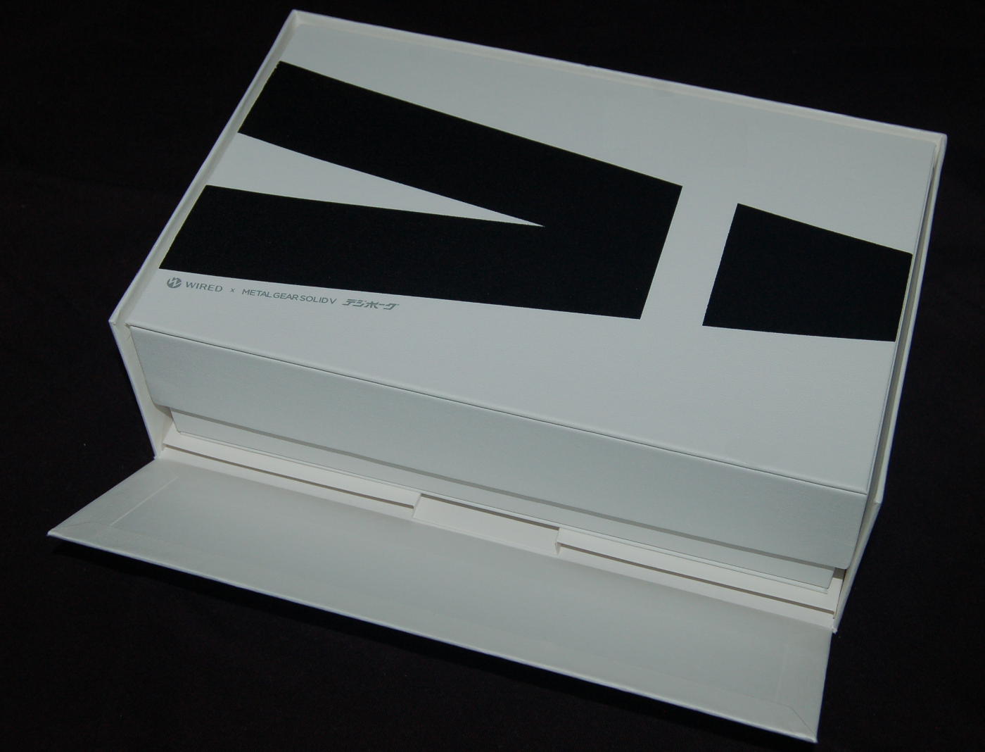 Metal Gear Solid V The Phantom Pain Wired Digiborg Watch Opened Box